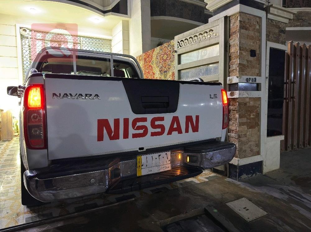 نیسان نەڤارا